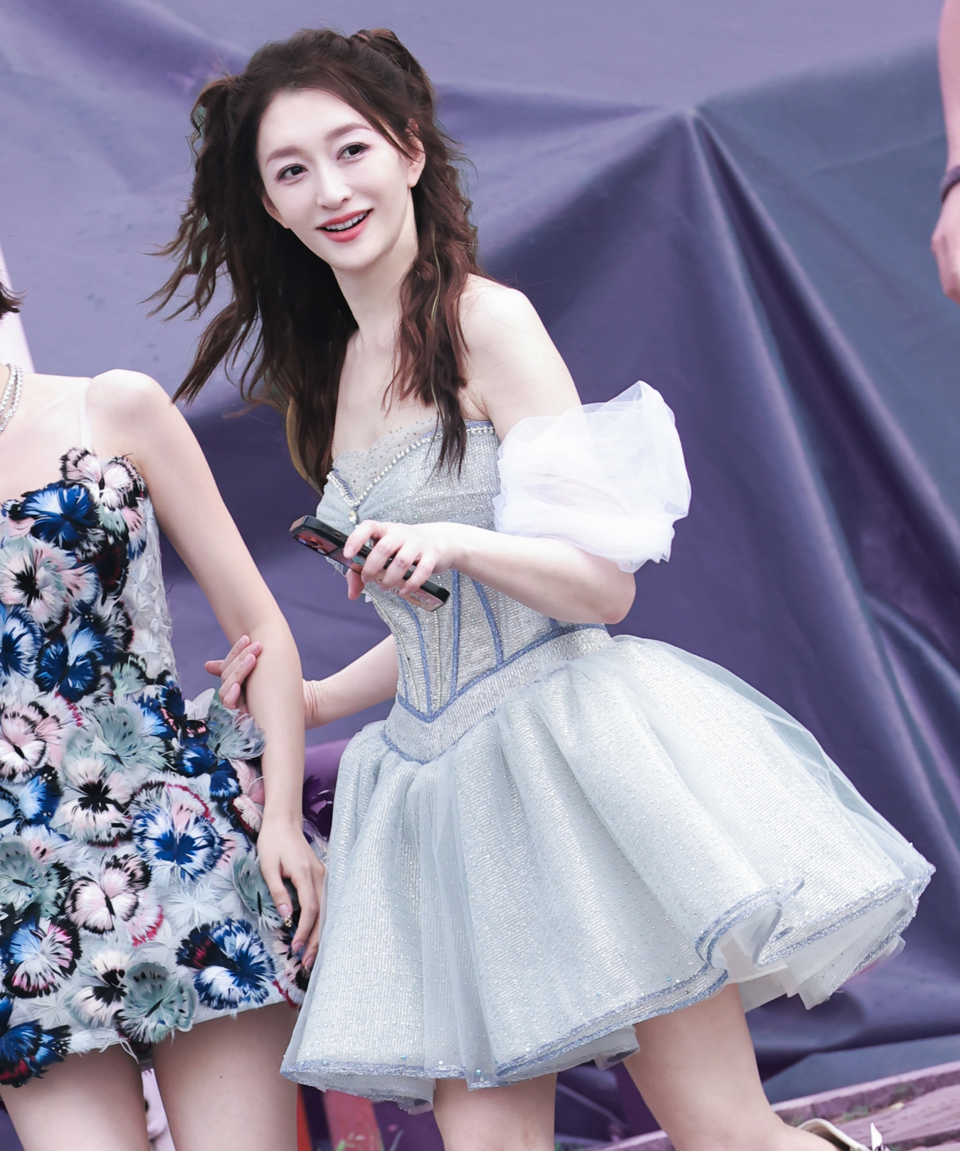 L&yacute; Tiểu Nhiễm v&agrave; Trang Ph&aacute;p: Hậu trường Tỷ Tỷ 2026 g&acirc;y tranh c&atilde;i kh&ocirc;ng ngừng - Ảnh 4.