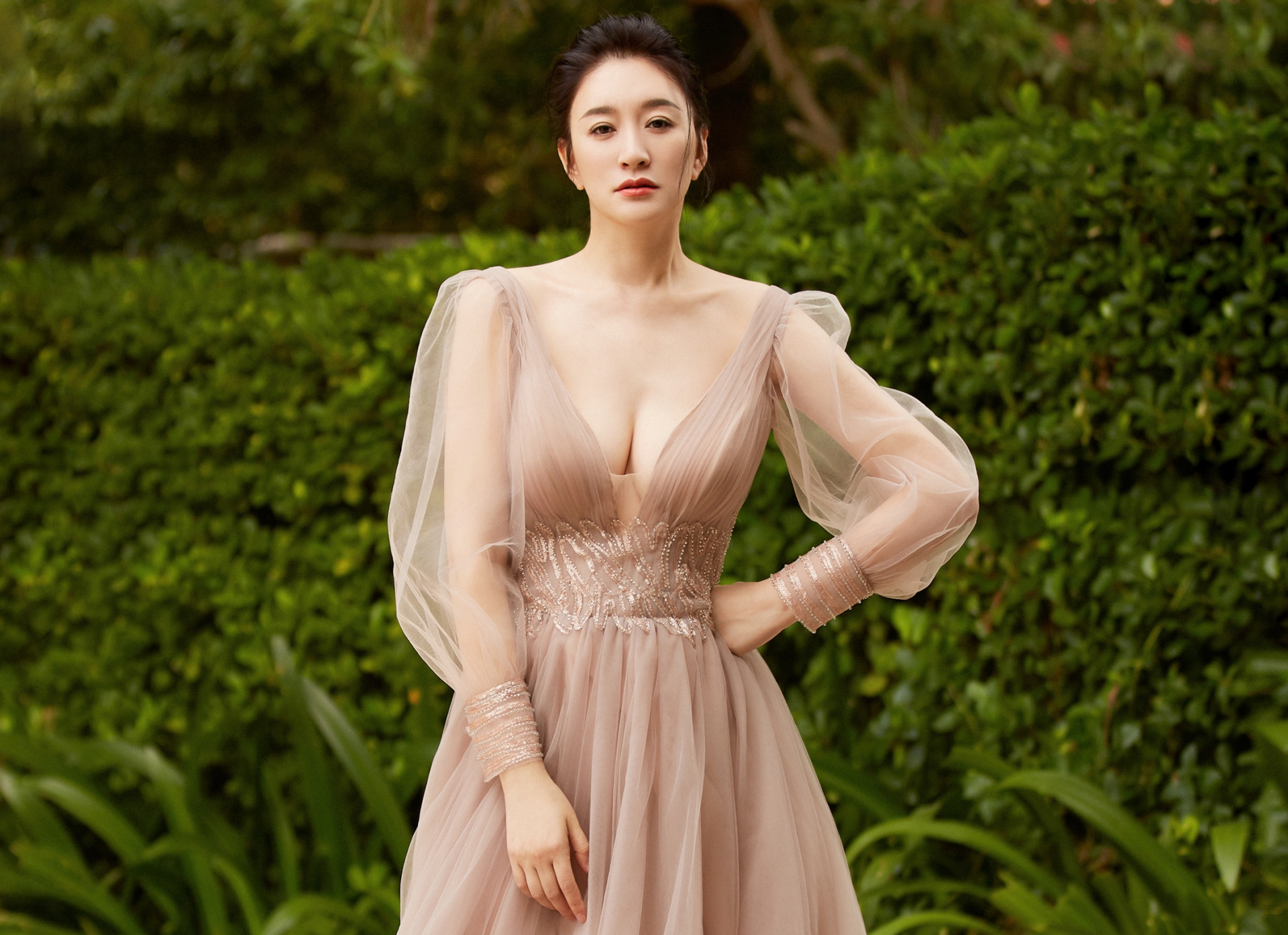 L&yacute; Tiểu Nhiễm v&agrave; Trang Ph&aacute;p: Hậu trường Tỷ Tỷ 2026 g&acirc;y tranh c&atilde;i kh&ocirc;ng ngừng - Ảnh 9.