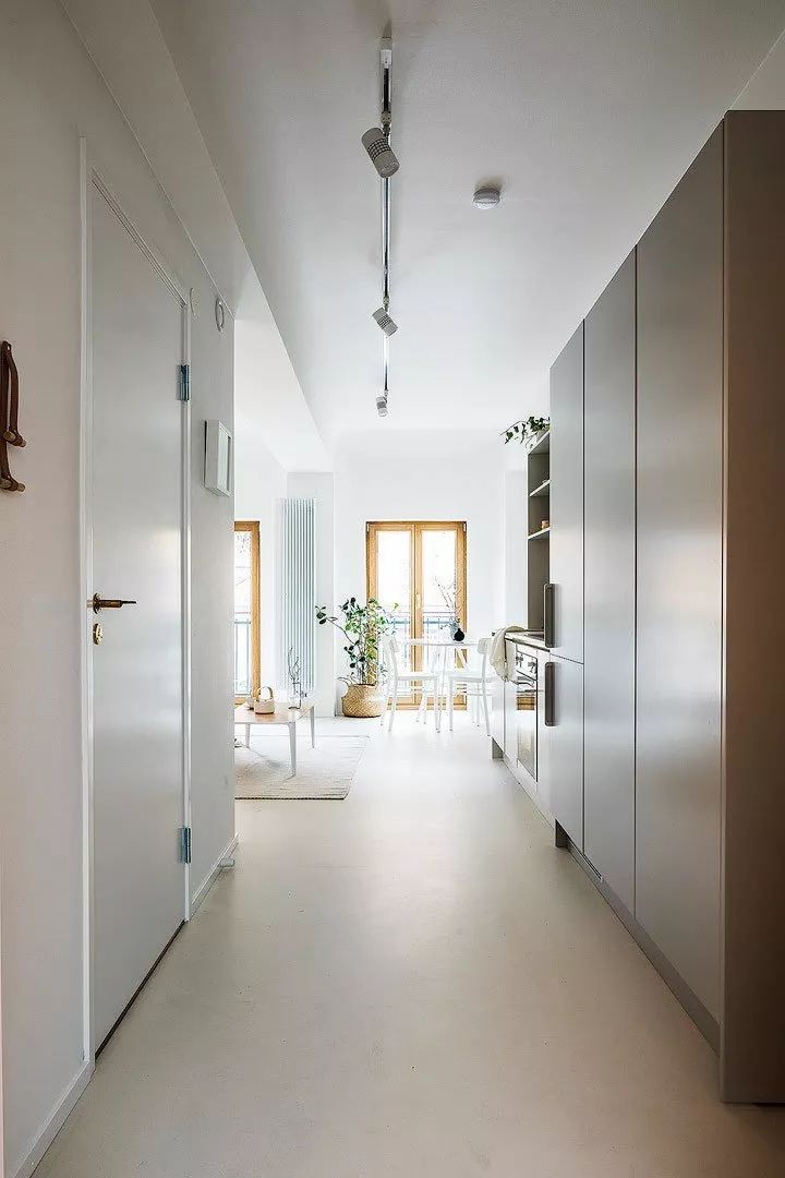 Ở tuổi 51, t&ocirc;i sống một m&igrave;nh trong căn hộ 37m&sup2; - kh&ocirc;ng rộng nhưng đủ đầy v&igrave; đ&atilde; chuẩn bị t&agrave;i ch&iacute;nh từ sớm - Ảnh 2.