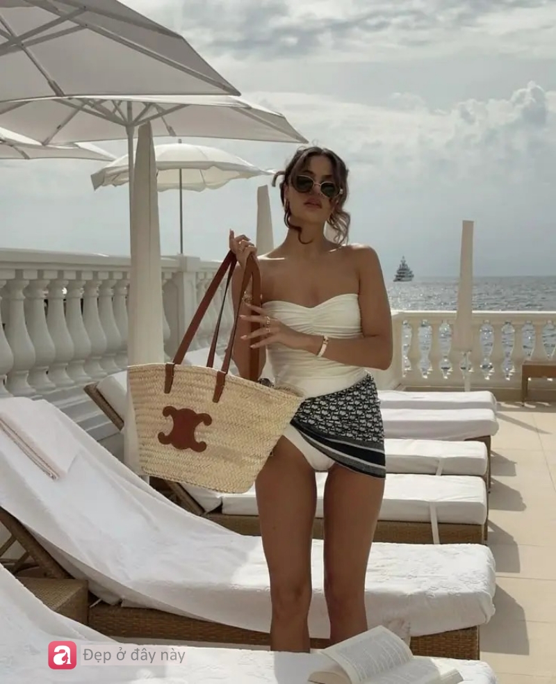 Đồ bơi &ldquo;old money&rdquo;: Kh&ocirc;ng cần hở bạo, chỉ cần tinh tế l&agrave; đủ sang - Ảnh 9.