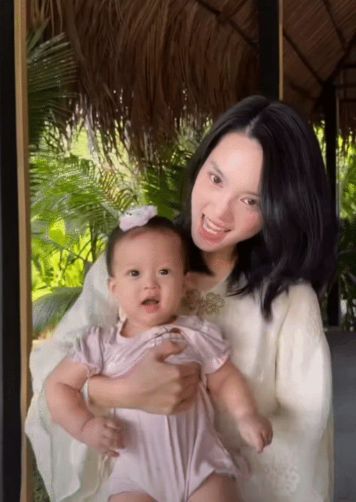 Tấm lưng ong của mẹ bỉm sữa khiến h&agrave;ng ngh&igrave;n người xu&yacute;t xoa, đằng sau đ&oacute; l&agrave; nỗi niềm &ldquo;con b&aacute;m mẹ&rdquo; kh&ocirc;ng phải ai cũng hiểu- Ảnh 11.