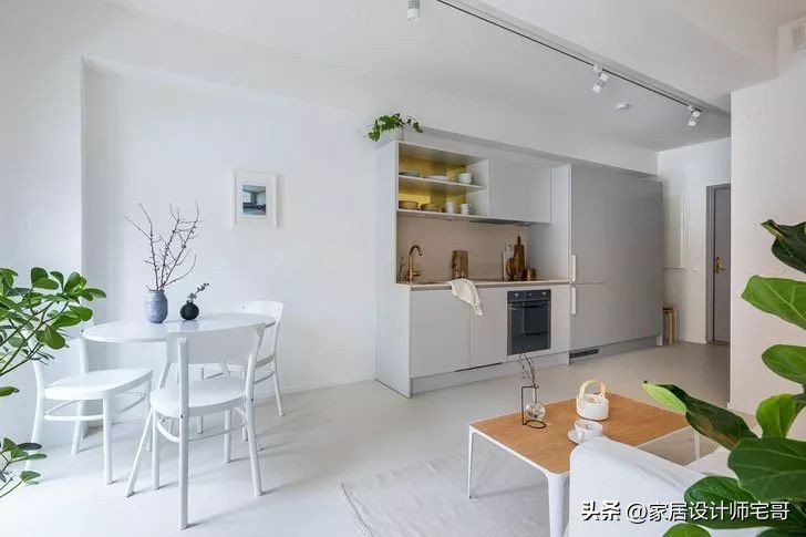 Ở tuổi 51, t&ocirc;i sống một m&igrave;nh trong căn hộ 37m&sup2; - kh&ocirc;ng rộng nhưng đủ đầy v&igrave; đ&atilde; chuẩn bị t&agrave;i ch&iacute;nh từ sớm - Ảnh 4.