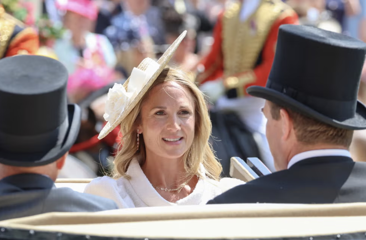 Harriet Sperling l&agrave; ai? cuộc sống v&agrave; t&igrave;nh y&ecirc;u với Peter Phillips năm 2026 - Ảnh 5.