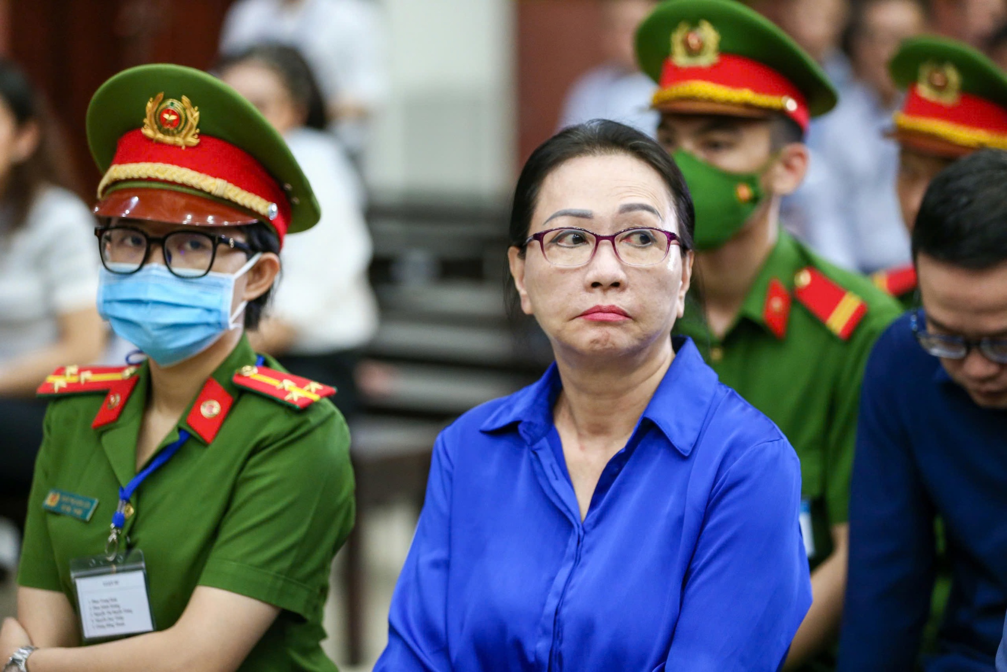 C&ocirc;ng khai gi&aacute; t&uacute;i Herm&egrave;s bạch tạng của b&agrave; Trương Mỹ Lan trong năm 2026 - Ảnh 1.