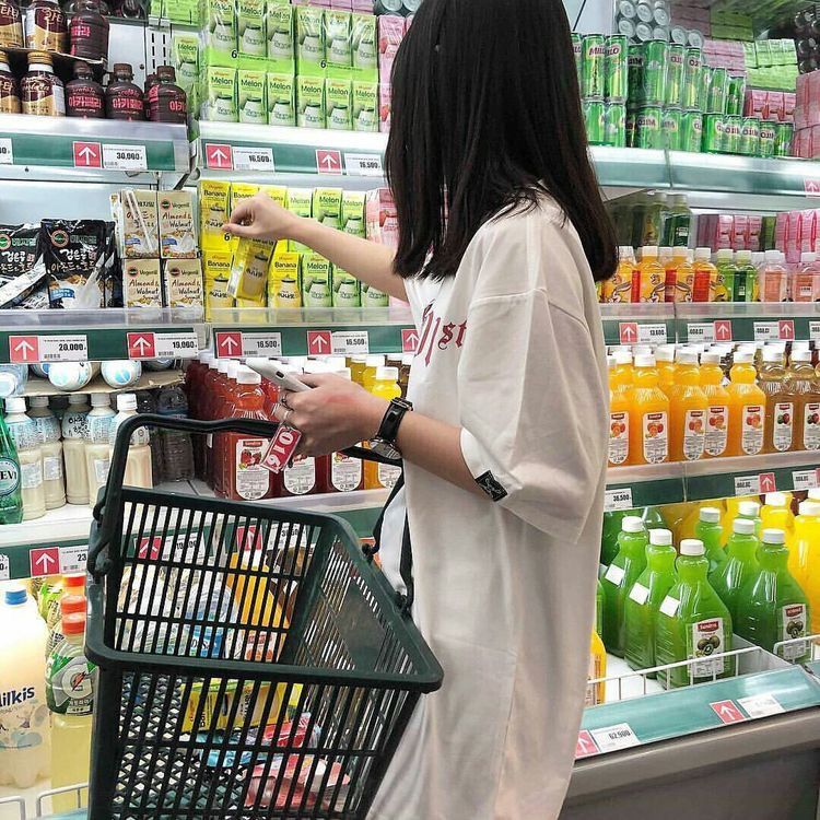 5 sai lầm tiết kiệm khiến tiền &ldquo;đội n&oacute;n ra đi&rdquo;: Nhiều người tưởng kh&ocirc;n ngoan nhưng lại tốn hơn - Ảnh 1.