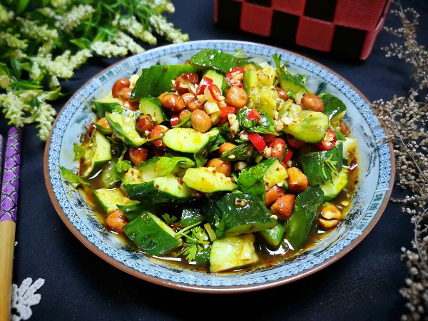 Dưa chuột - loại quả “rẻ bèo” ngoài chợ: Ăn đúng cách giúp kiểm soát đường huyết - Ảnh 2.