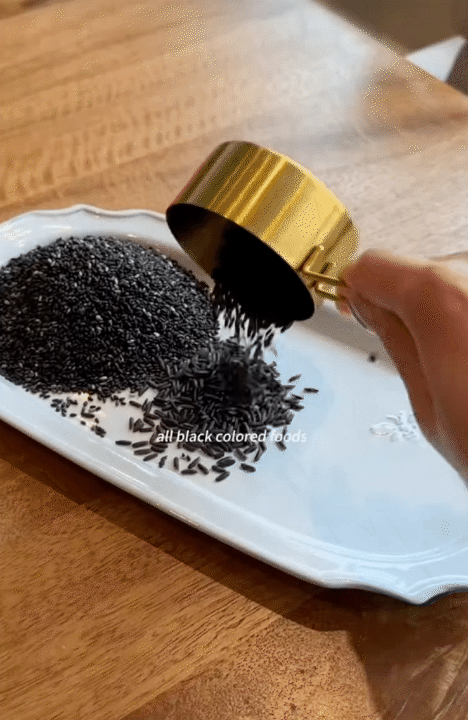 Phụ nữ Hàn tuổi 35 giữ da đẹp mịn màng nhờ 2 thói quen: - Ảnh 1. Phụ nữ Hàn tuổi 35 giữ da đẹp mịn màng nhờ 2 thói quen: - Ảnh 1.