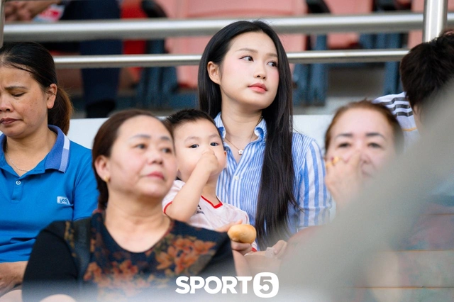 Do&atilde;n Hải My gi&uacute;p Đo&agrave;n Văn Hậu xử l&yacute; khủng hoảng bằng c&aacute;ch im lặng th&ocirc;ng minh - Ảnh 3.