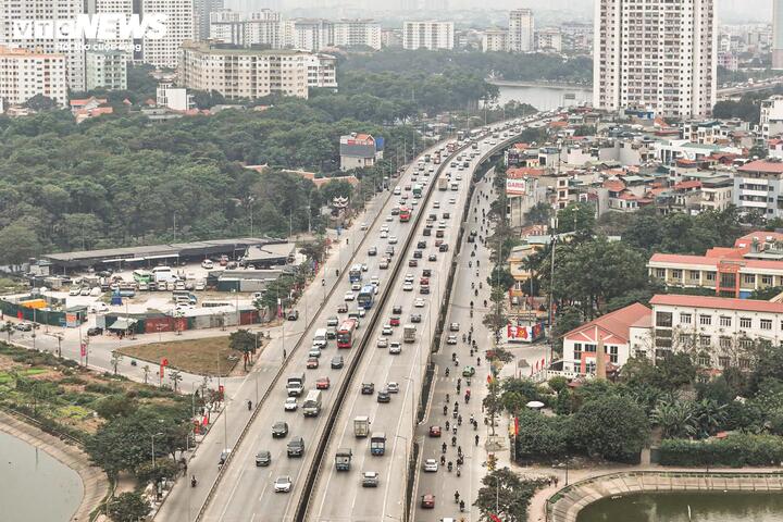 H&agrave; Nội ph&acirc;n luồng giao th&ocirc;ng dịp lễ 30 / 4 - 1 / 5 để giảm &ugrave;n tắc - Ảnh 1.