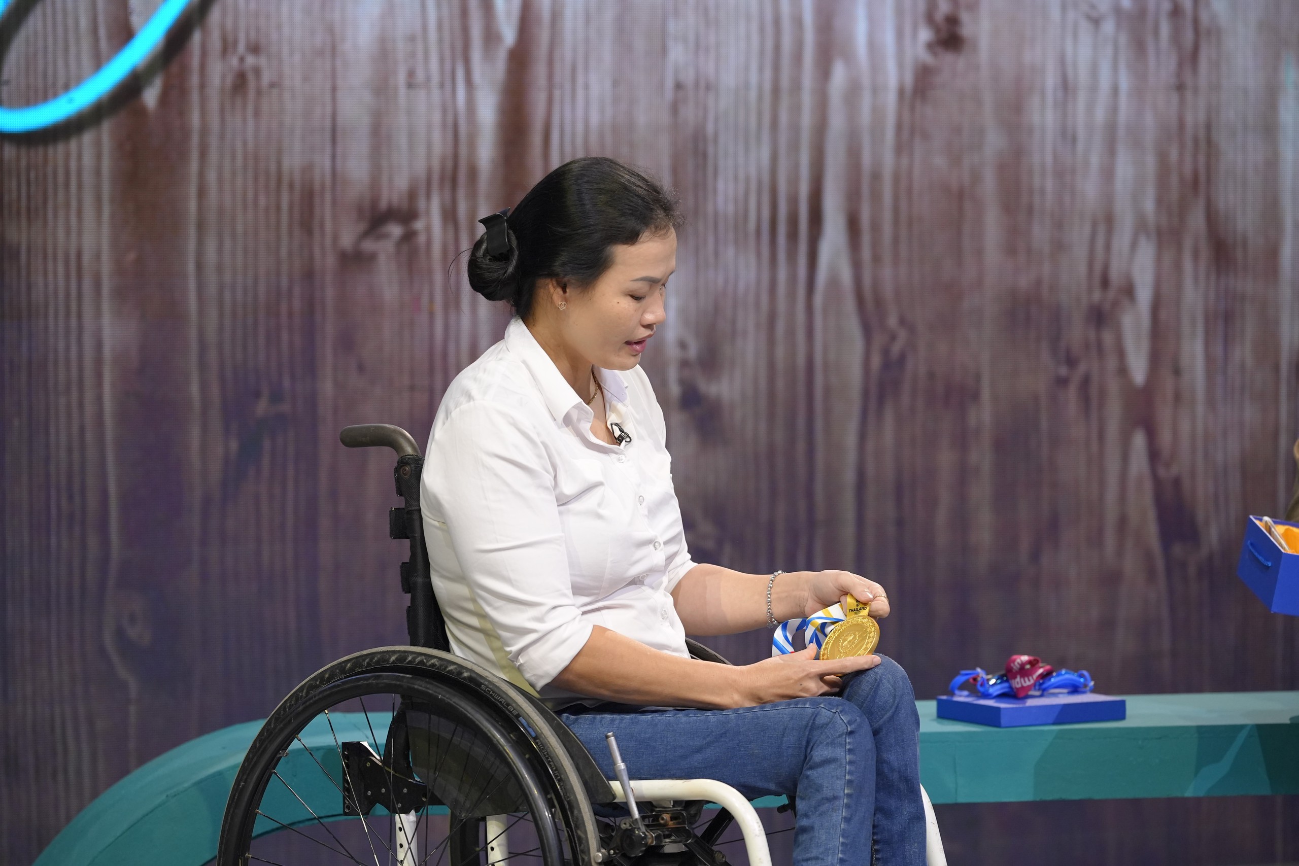 Hành trình từ cô bé khuyết tật đến "Nữ kình ngư" phá vỡ mọi giới hạn của Trịnh Thị Bích Như - Ảnh 2.