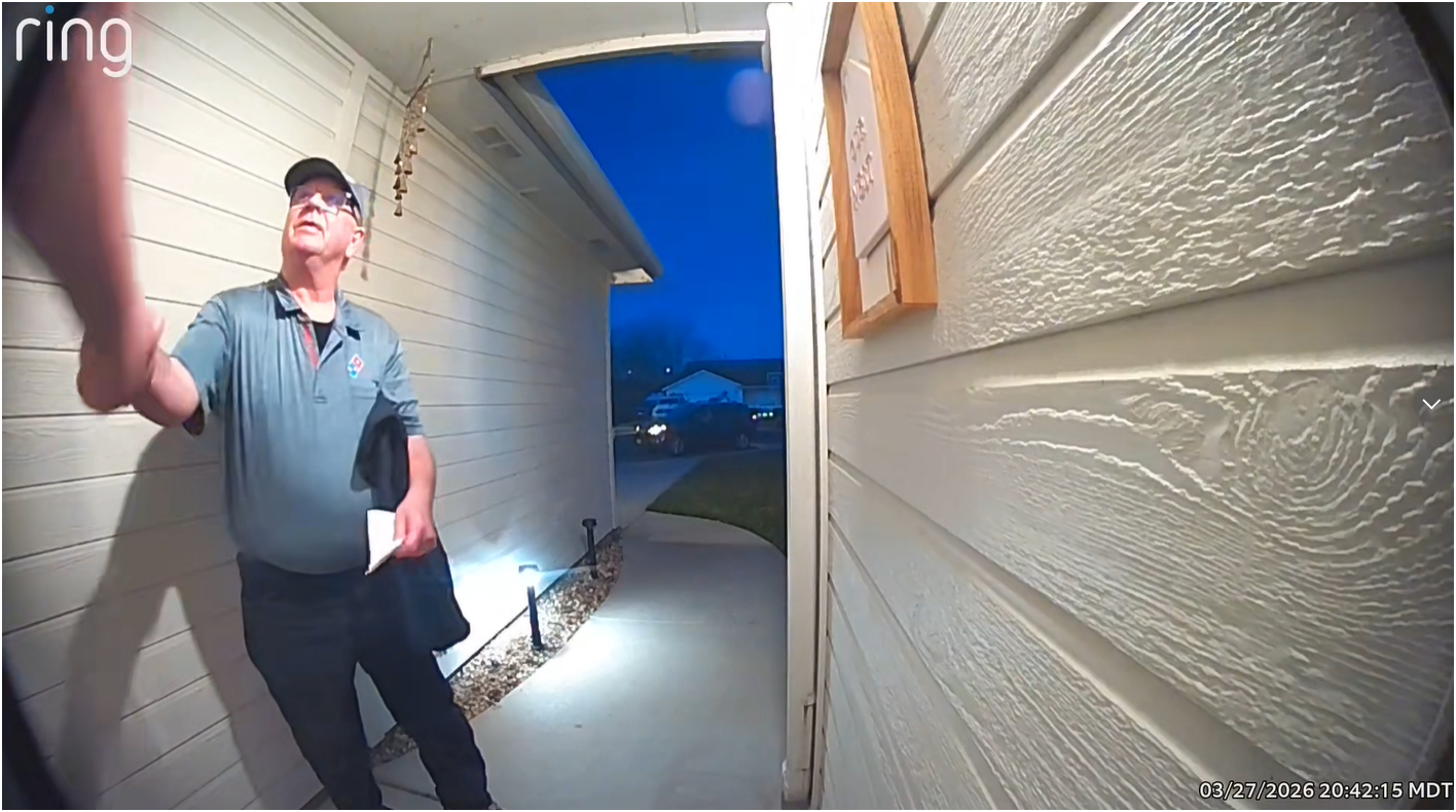 Shipper 68 tuổi nhận hơn 3 tỷ đồng nhờ h&agrave;nh động tử tế trong giao h&agrave;ng - Ảnh 3.