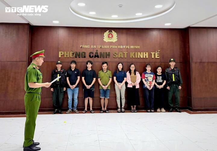 Bắt ' b&agrave; tr&ugrave;m ' L&ecirc; Thị th&ugrave;y Trang cầm đầu đường d&acirc;y ch&ocirc;n lấp chất thải tr&aacute;i ph&eacute;p - Ảnh 4.