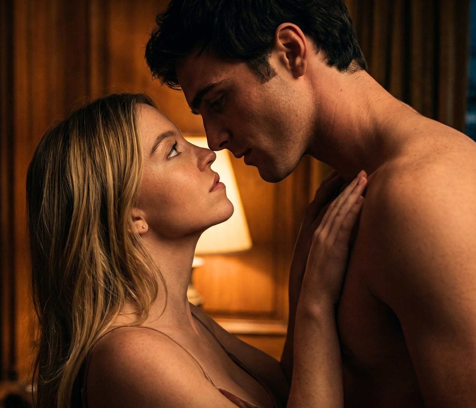 Hậu trường cảnh n&oacute;ng g&acirc;y tranh c&atilde;i trong Euphoria m&ugrave;a 3 l&ecirc;n s&oacute;ng 2026 - Ảnh 7.