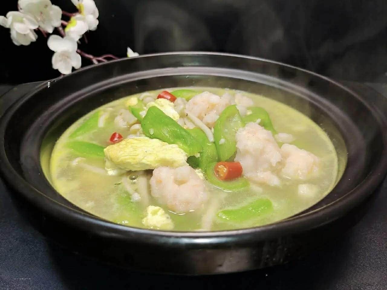 Cứ hễ h&ocirc;m n&agrave;o mẹ t&ocirc;i nấu m&oacute;n canh n&agrave;y l&agrave; cả nh&agrave; x&igrave; xụp h&uacute;p nước d&ugrave;ng sạch đến giọt cuối c&ugrave;ng- Ảnh 8.