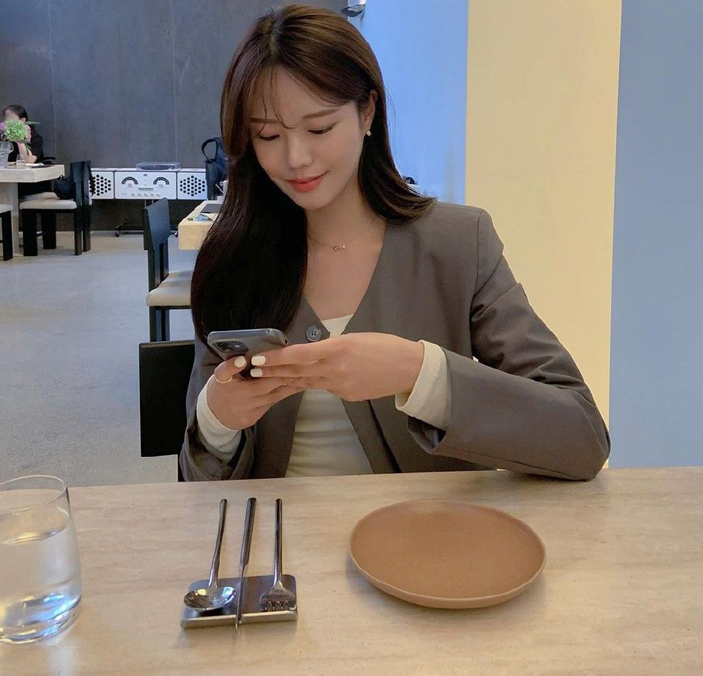 V&iacute; v&agrave; tiền mặt gần như kh&ocirc;ng c&ograve;n tồn tại, với 4 chiếc thẻ t&iacute;n dụng, t&ocirc;i tiết kiệm gần 66 triệu/ th&aacute;ng- Ảnh 2.