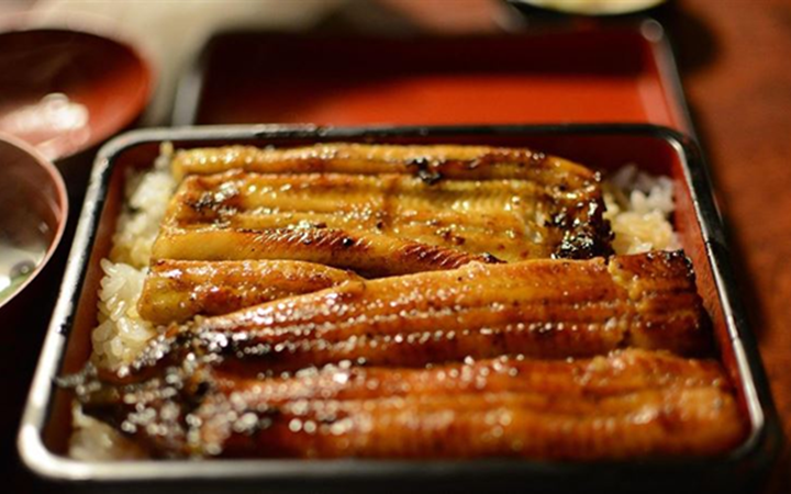 C&aacute;c b&aacute;c sĩ khuy&ecirc;n: Kh&ocirc;ng phải b&ograve; hay lợn, đ&acirc;y mới l&agrave; 3 loại thịt tốt nhất cho tim mạch, &ldquo;l&agrave;m sạch&rdquo; mạch m&aacute;u - Ảnh 2.