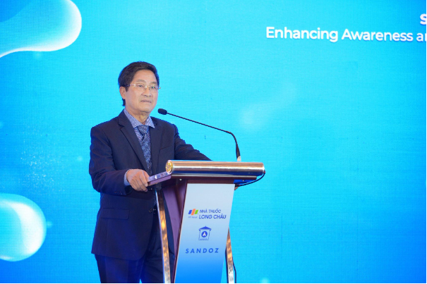 2.500 nh&agrave; thuốc Long Ch&acirc;u đồng h&agrave;nh Sandoz ph&aacute;t huy điểm chạm y tế đầu ti&ecirc;n n&acirc;ng cao nhận thức cộng đồng về tu&acirc;n thủ điều trị kh&aacute;ng sinh - Ảnh 3.