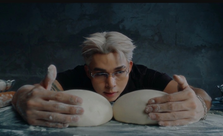 MV nhạc Việt g&acirc;y tranh c&atilde;i 2026: Nghệ thuật hay chi&ecirc;u tr&ograve; trong hậu trường? - Ảnh 1.