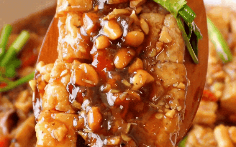 Đậu hũ sốt nước tương tỏi ớt ngon tuyệt cho bữa cơm M&ugrave;a h&egrave; 2026 - Ảnh 1.