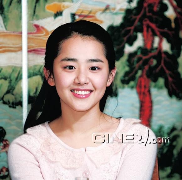 Moon Geun Young chia sẻ về cuộc chiến với bệnh tật v&agrave; sự trở lại đầy mạnh mẽ - Ảnh 3.