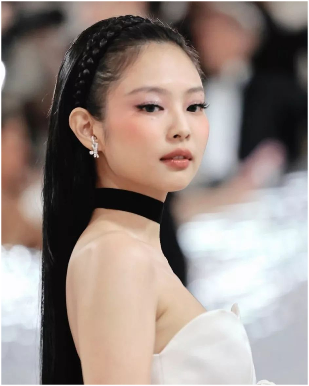 Jennie BLACKPINK bị chỉ tr&iacute;ch sau khi video lộ v&oacute;c d&aacute;ng thật g&acirc;y b&atilde;o mạng x&atilde; hội - Ảnh 1.