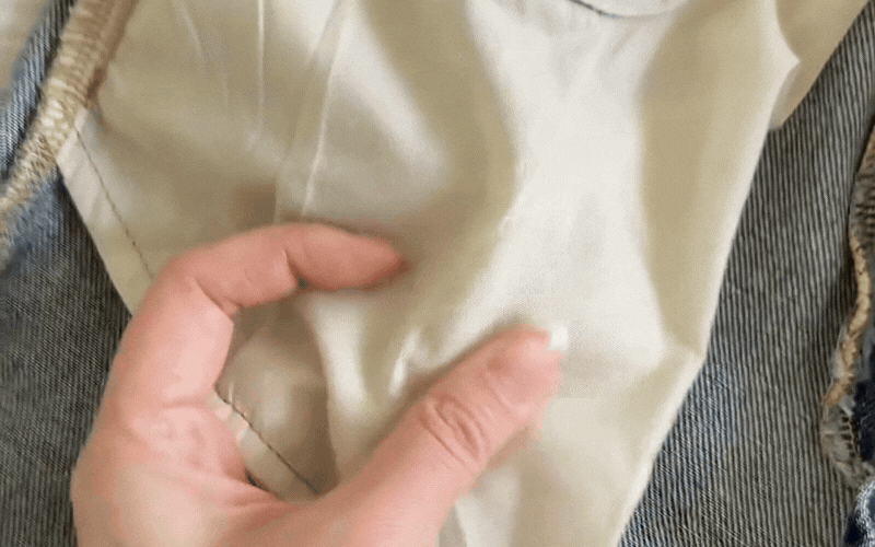 Mẹo c&aacute;ch chọn quần jeans xịn chỉ bằng mắt thường , kh&ocirc;ng cần mặc thử - Ảnh 12.