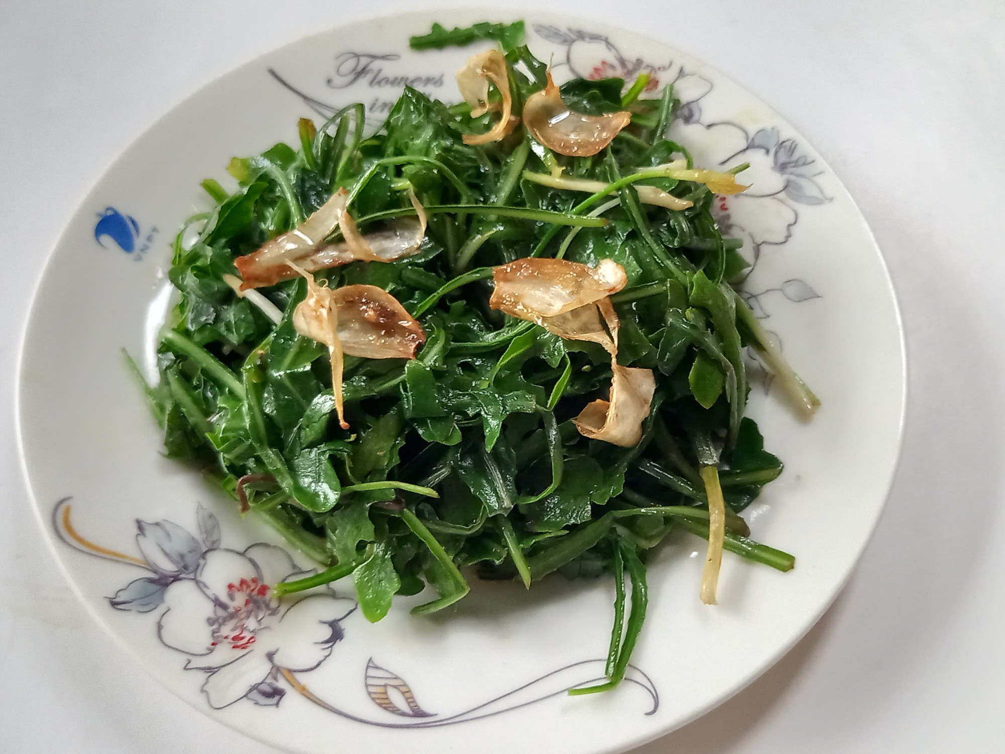 Phụ nữ ngo&agrave;i 40 muốn trẻ trung hơn? H&atilde;y ăn th&ecirc;m 5 loại thực phẩm gi&agrave;u 