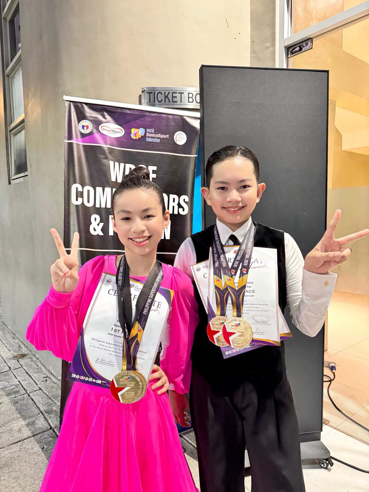 B&eacute; Kubi v&agrave; mẹ Kh&aacute;nh Thi: C&uacute; đ&uacute;p HCV Đ&ocirc;ng Nam &Aacute;, niềm tự h&agrave;o của gia đ&igrave;nh - Ảnh 1.