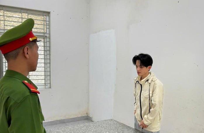 Ngỡ ng&agrave;ng ch&acirc;n dung thật của c&ocirc; đồng 25 tuổi lừa đảo tại Đ&agrave; Nẵng - Ảnh 1.