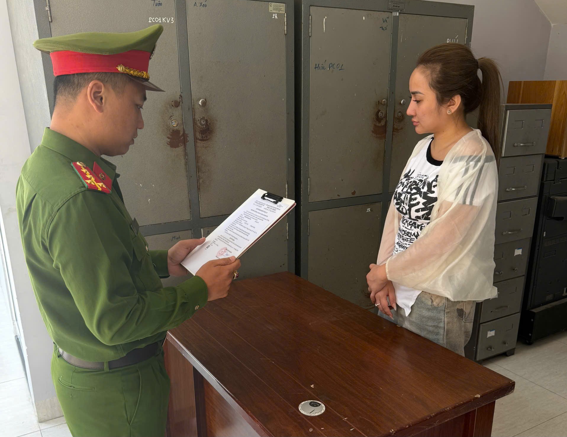 Chi&ecirc;u lừa độc lạ của &ldquo;nữ qu&aacute;i&rdquo; tại Đ&agrave; Nẵng - Ảnh 1.