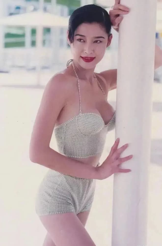 Diệp Ngọc Khanh: H&agrave;nh tr&igrave;nh từ nữ ho&agrave;ng phim n&oacute;ng đến tỷ ph&uacute; th&agrave;nh đạt - Ảnh 7.