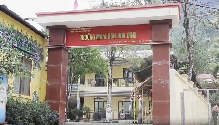 Phụ huynh tự bỏ tiền x&eacute;t nghiệm, ph&aacute;t hiện thịt lợn nhiễm khuẩn E.coli v&agrave; tả ch&acirc;u Phi: Hiệu trường n&oacute;i g&igrave;? - Ảnh 1.