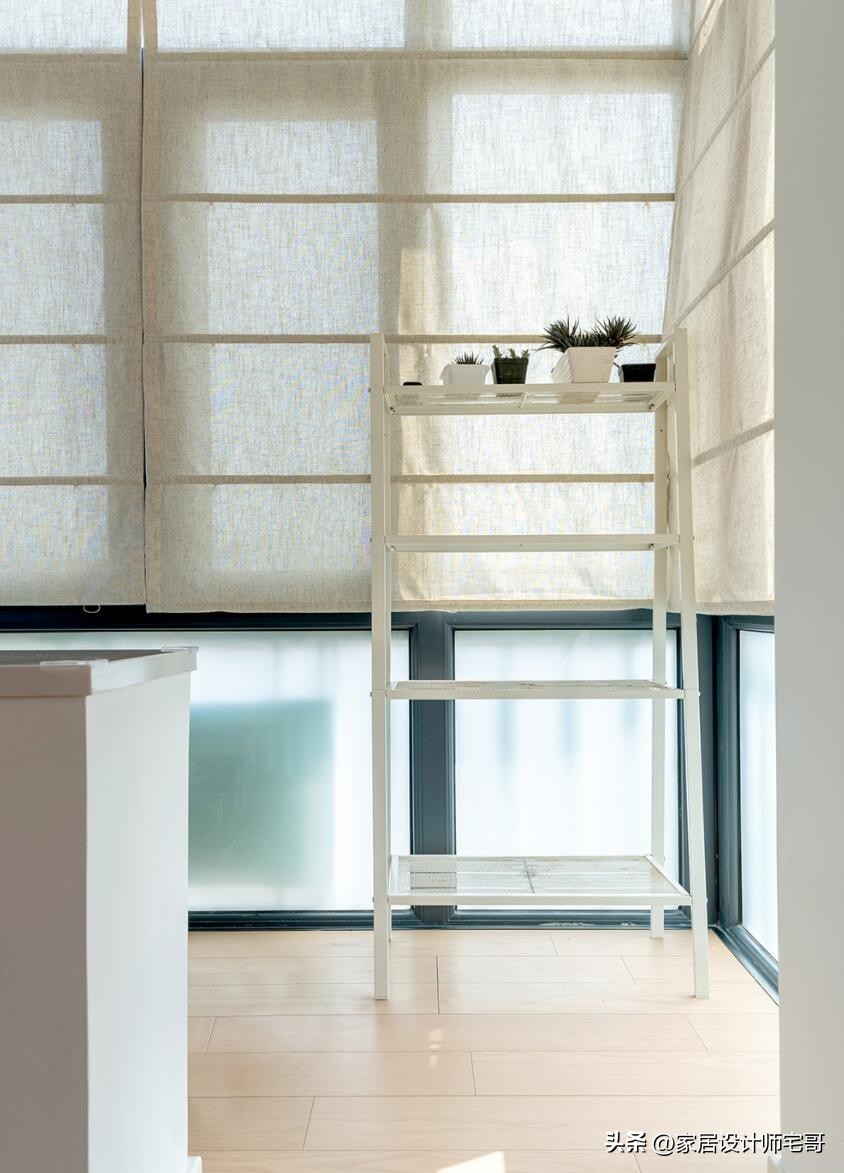 Gia đ&igrave;nh 4 người sống trong căn hộ rộng 36m&sup2; ở khu vực c&oacute; trường học tốt: Kh&ocirc;ng c&oacute; ph&ograve;ng kh&aacute;ch hay ph&ograve;ng ăn nhưng vẫn rất hạnh ph&uacute;c - Ảnh 3.