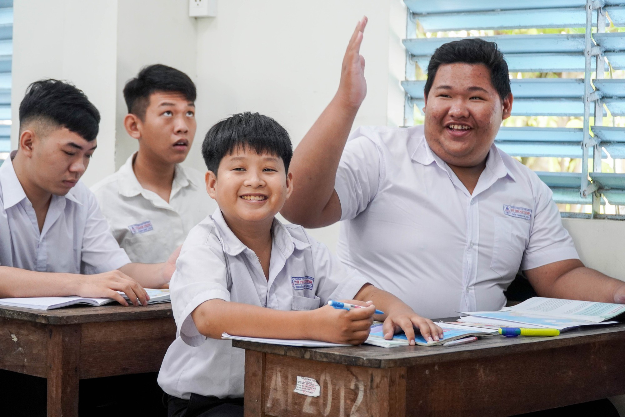 Ch&agrave;ng trai t&iacute; hon v&agrave; lời hứa với b&agrave; nội: 