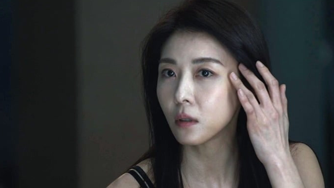Ha Ji Won 15 năm chỉ uống một loại nước mỗi s&aacute;ng để trữ đầy collagen, dưỡng ẩm cho da từ s&acirc;u b&ecirc;n trong- Ảnh 1.