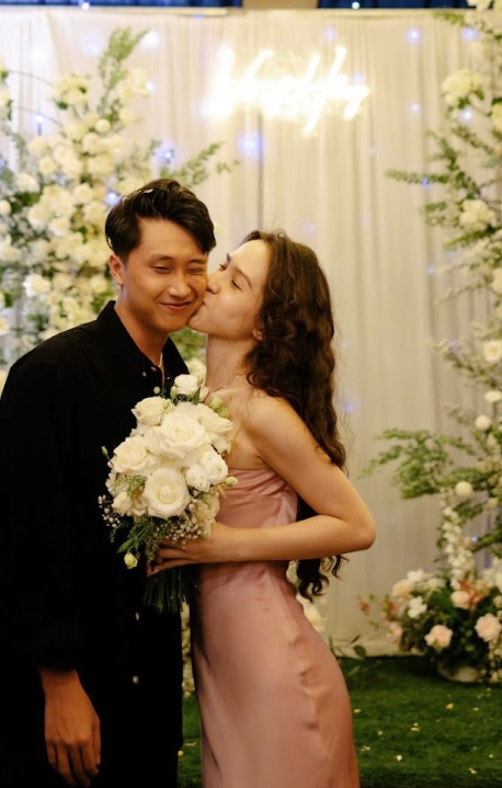 Cặp đôi đối mặt với ung thư bằng tư duy 