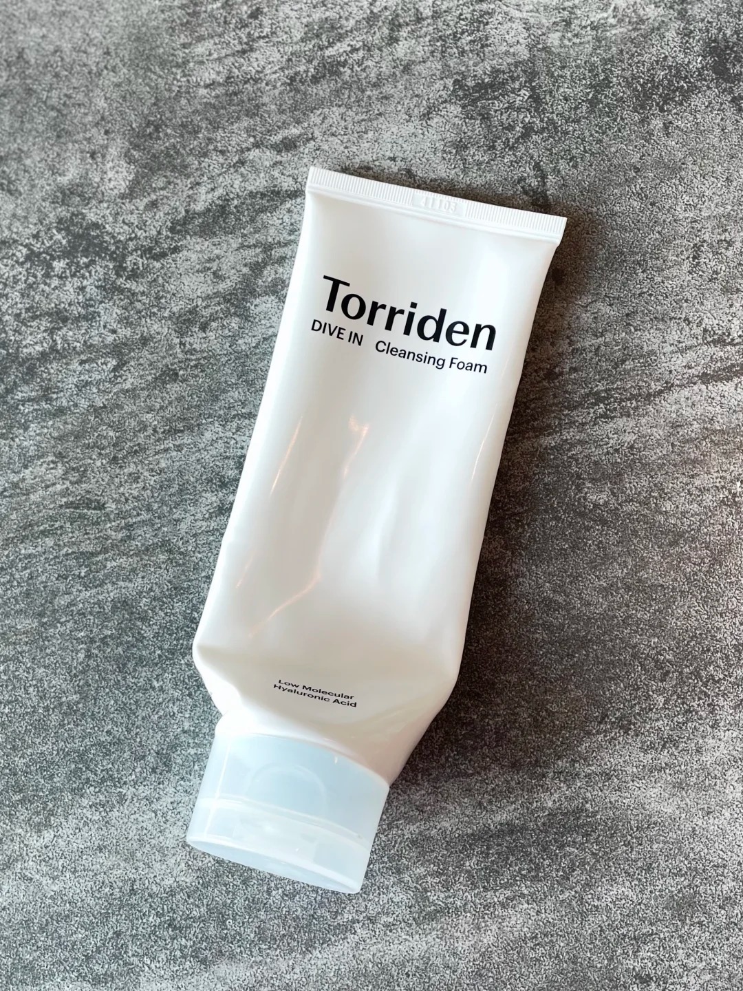 5 sai lầm khi rửa mặt v&agrave;o m&ugrave;a h&egrave; khiến da xỉn m&agrave;u, nhanh l&atilde;o h&oacute;a m&agrave; nhiều người vẫn mắc phải mỗi ng&agrave;y - Ảnh 5.