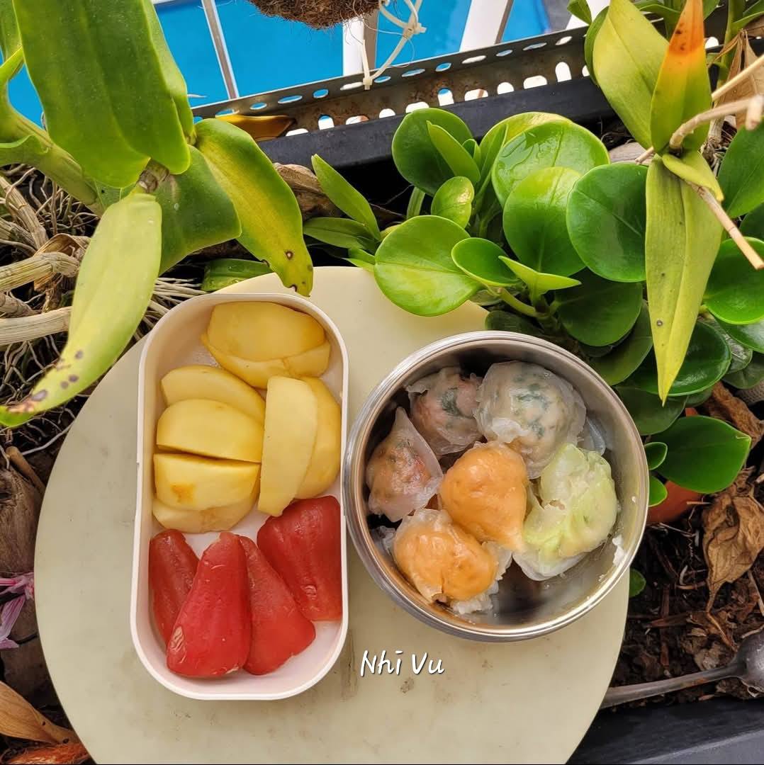 Một mẹ ở Thành phố Hồ Chí Minh phát động “chiến dịch nấu cơm 15 phút mỗi sáng” cho con mang đi học, phản ứng của bé gái khiến mẹ ngỡ ngàng- Ảnh 6. Một mẹ ở TP HCM phát động “chiến dịch nấu cơm 15 phút mỗi sáng” cho con mang đi học, phản ứng của bé gái khiến mẹ ngỡ ngàng - Ảnh 6.