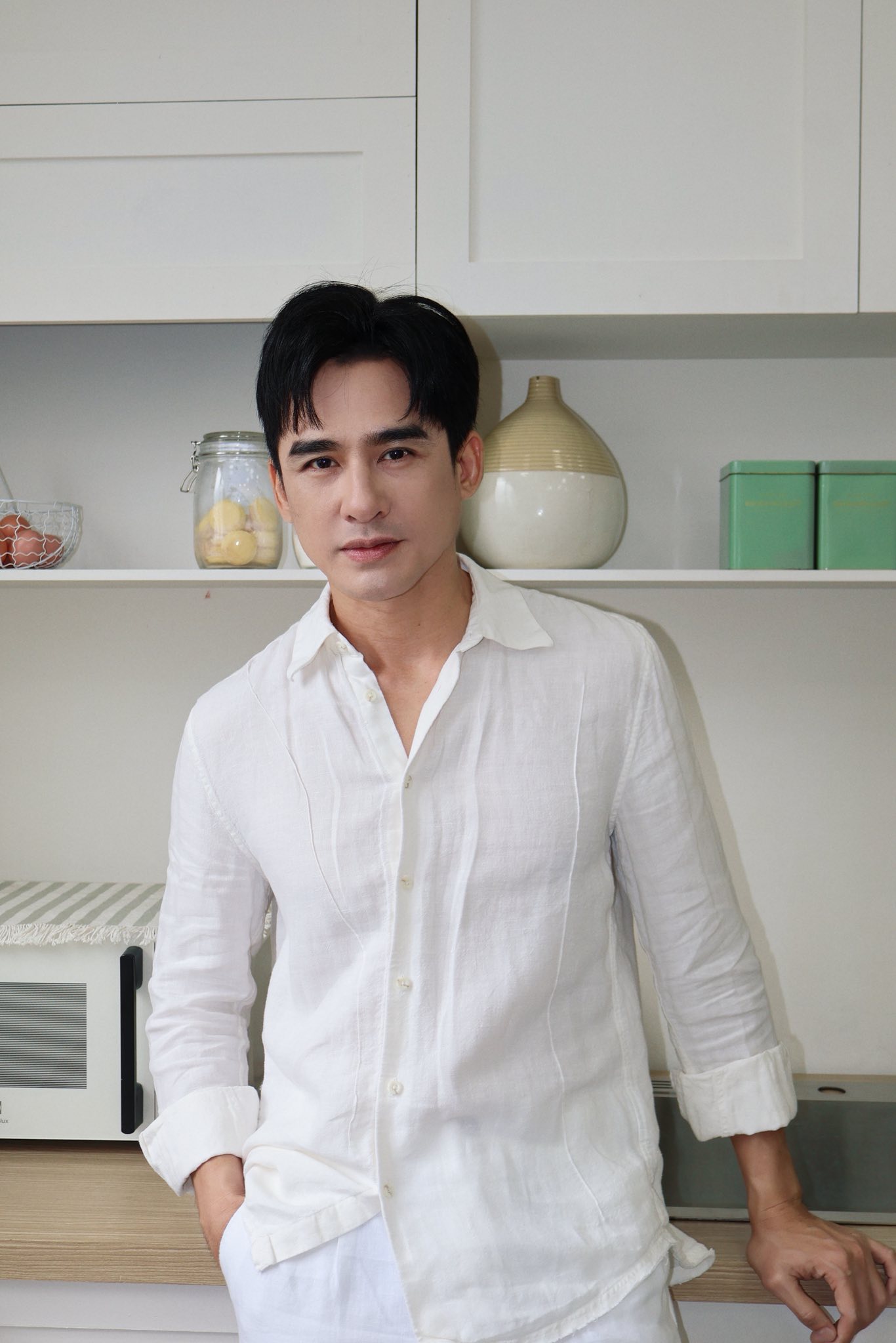 Ồn &agrave;o ngọai t&igrave;nh Lương Thế Th&agrave;nh v&agrave; Th&uacute;y Diễm trong phim B&oacute;ng Ma hạnh ph&uacute;c - Ảnh 1.