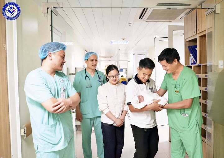 H&agrave;nh tr&igrave;nh 120 ng&agrave;y gi&agrave;nh giật sự sống cho b&eacute; sinh non 500gr tại bệnh viện - Ảnh 1.