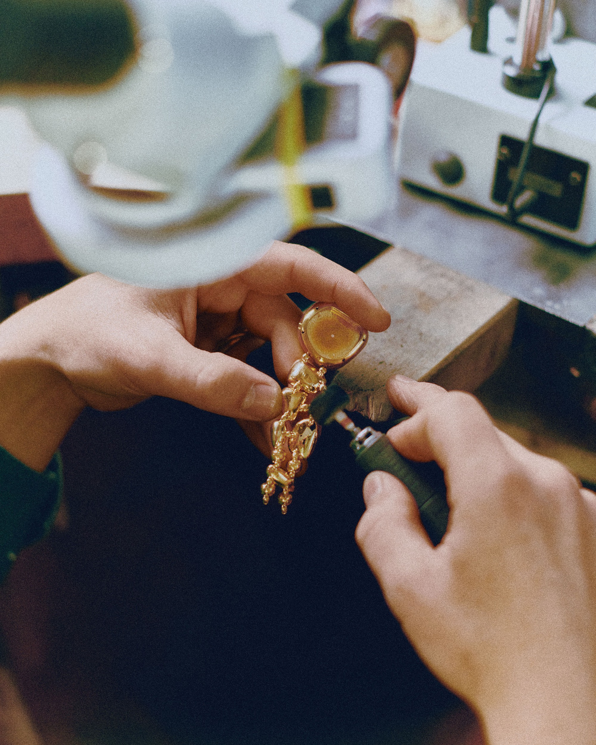 Audemars Piguet giới thiệu Atelier des &Eacute;tablisseurs, dự &aacute;n kết hợp giữa kỹ nghệ chế t&aacute;c thủ c&ocirc;ng v&agrave; tự do s&aacute;ng tạo - Ảnh 2.