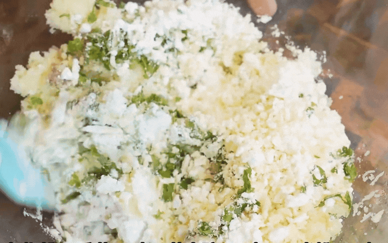 Cách làm bánh khoai tây phô mai chiên giòn rụm, béo ngậy ăn là ghiền! - Ảnh 5.