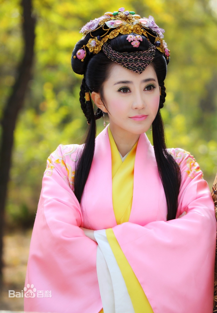 Nữ diễn vi&ecirc;n Lương Tinh Tinh v&agrave; h&agrave;nh tr&igrave;nh l&agrave;m mẹ đau thương 5 lần sảy thai - Ảnh 3.