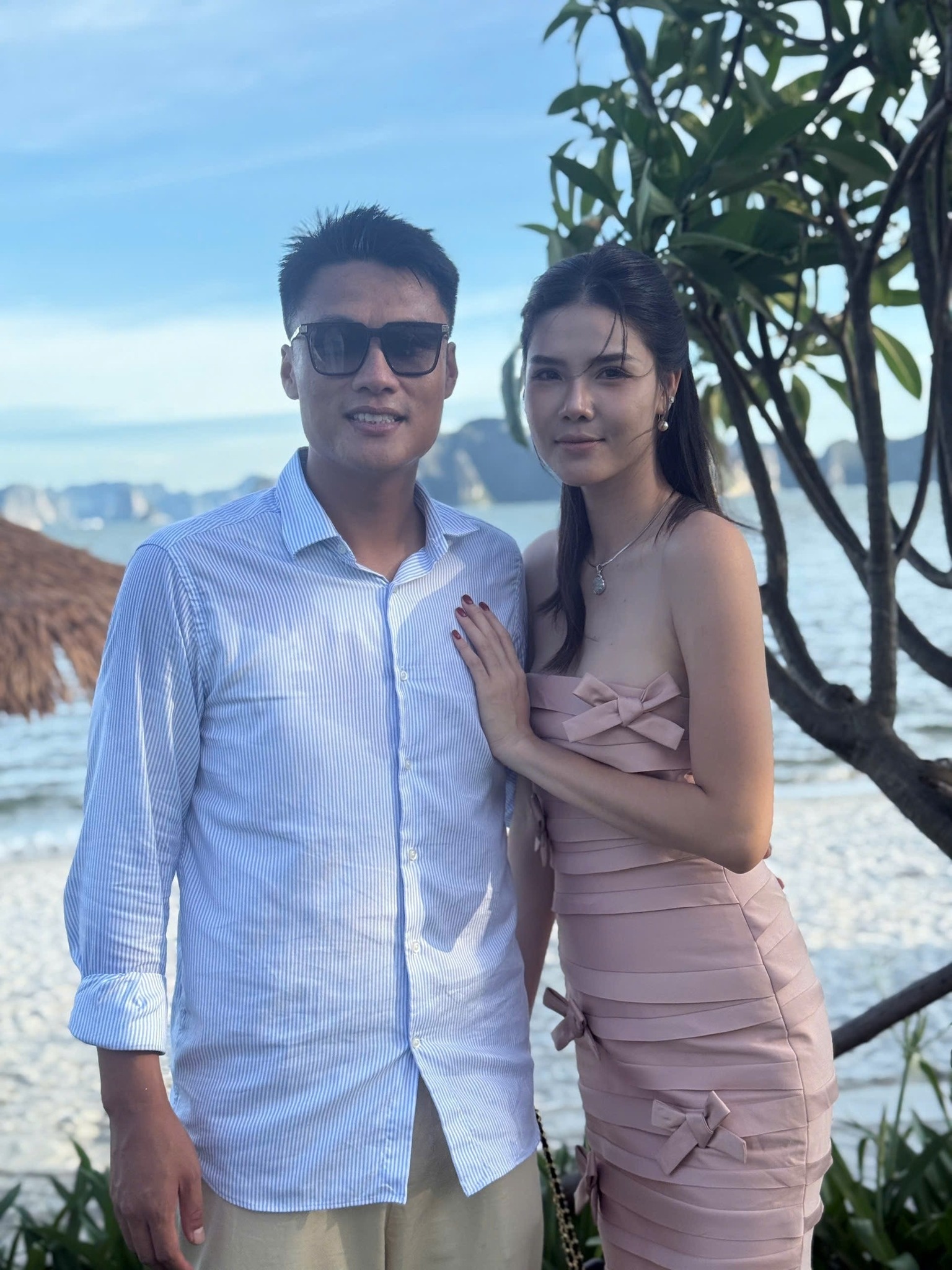 Mất m&aacute;t lớn của người mẫu Kỳ H&acirc;n v&agrave; những lời động vi&ecirc;n từ sao Việt - Ảnh 5.