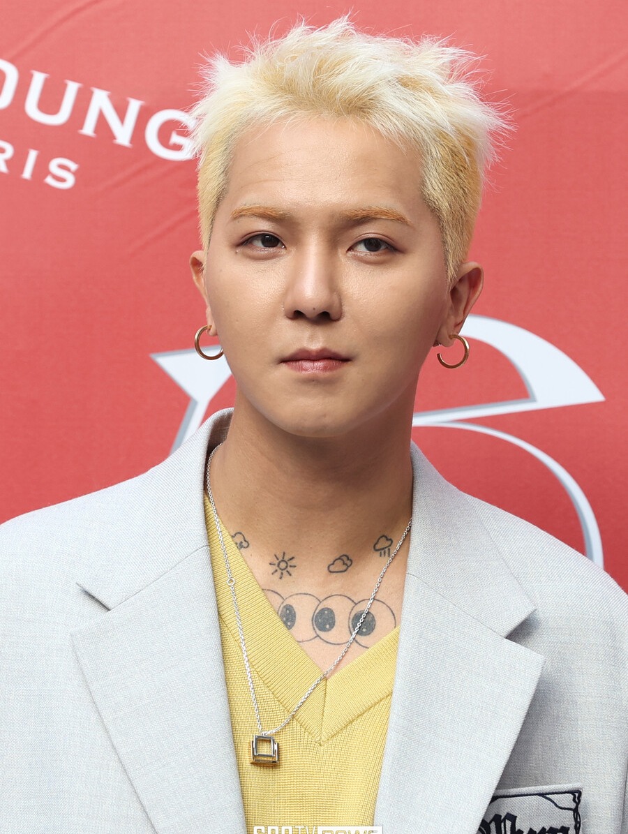 Song Mino hầu t&ograve;a: Sự nghiệp tan vỡ sau b&ecirc; bối nghi&ecirc;m trọng - Ảnh 8.