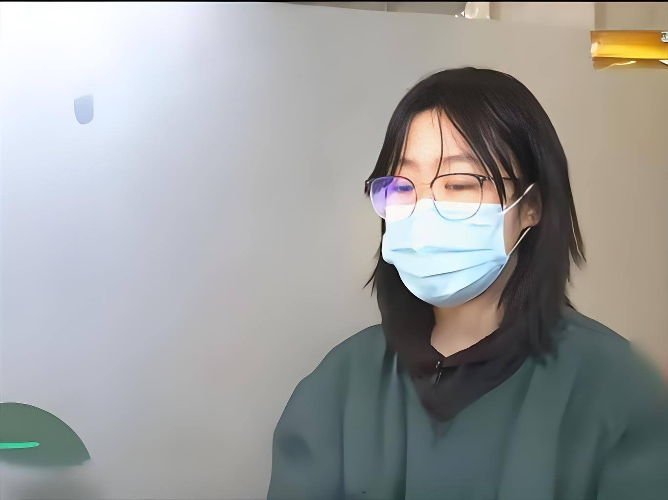 C&ocirc; g&aacute;i 23 tuổi b&aacute;o c&ocirc;ng an sau khi nhận 800 triệu đồng lừa đảo chuyển khoản - Ảnh 1.