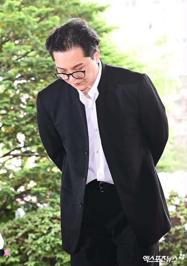 Song Mino hầu t&ograve;a: Sự nghiệp tan vỡ sau b&ecirc; bối nghi&ecirc;m trọng - Ảnh 6.