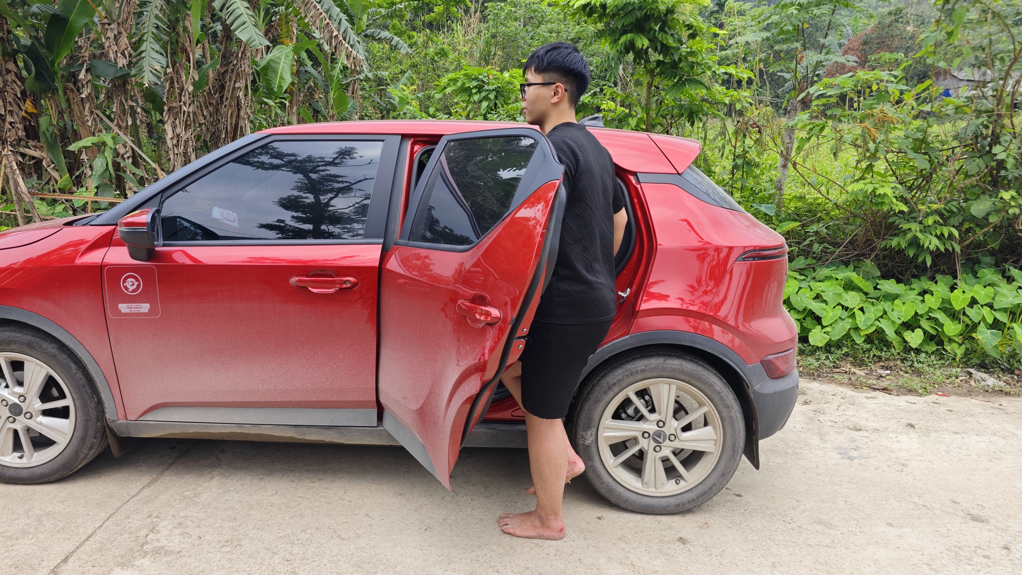 Nam sinh lạc rừng Tam Đảo 37 giờ: H&agrave;nh tr&igrave;nh sinh tồn đầy cam go - Ảnh 3.