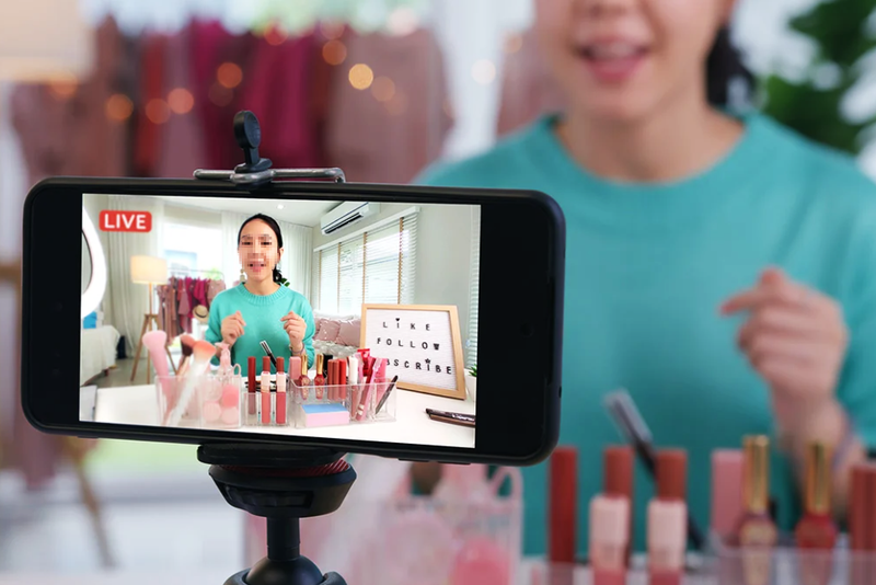 10 khoản tiền nhiều người trung ni&ecirc;n đang chi sai m&agrave; kh&ocirc;ng nhận ra: Cắt sớm, t&agrave;i ch&iacute;nh tuổi 50 sẽ nhẹ g&aacute;nh hơn - Ảnh 4.