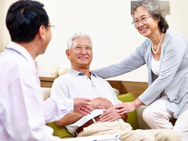 Người đàn ông 57 tuổi vào cấp cứu lúc nửa đêm, bác sĩ lắc đầu: 